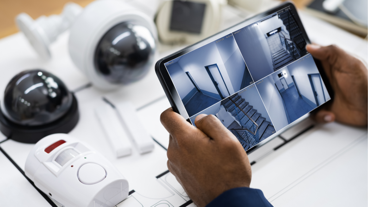 Wired vs Wireless CCTV Systems Pros and Cons Wired vs Wireless CCTV Systems Pros and Cons